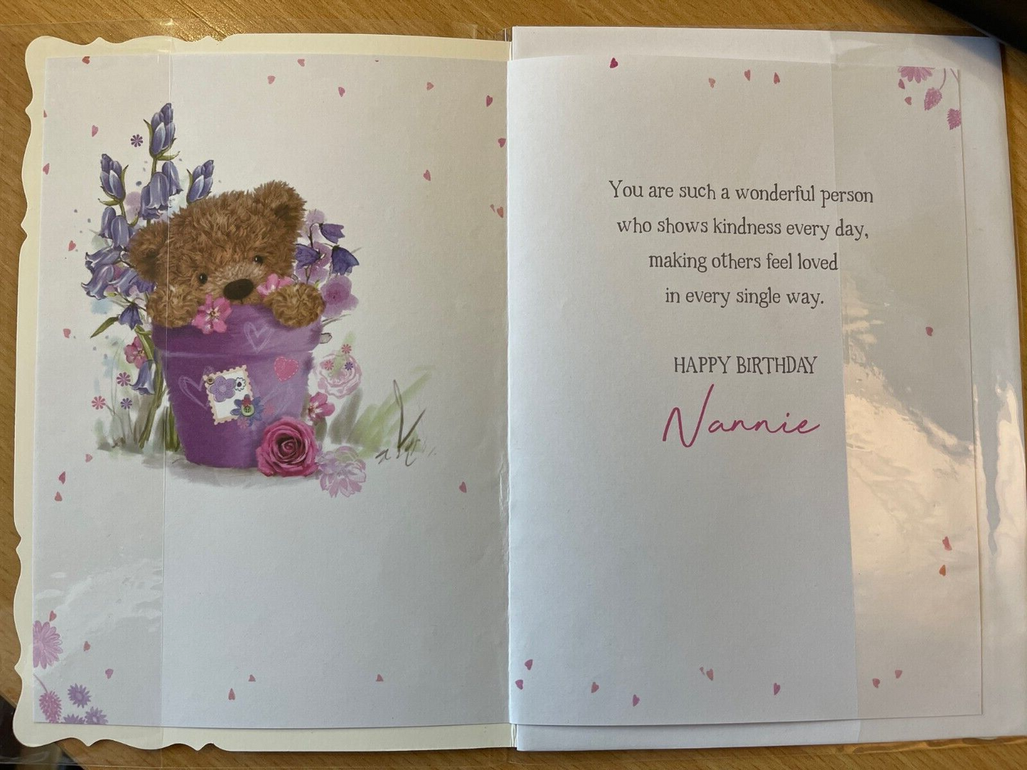 For a Lovely Nannie on your Birthday (Birthday Card / Greeting Card)