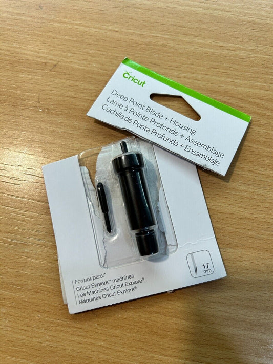 Cricut Explore Deep Cut Housing with Blade [2002293] - Opened nut unused